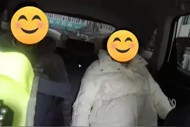 争分夺秒！荆州交警为临产孕妇紧急开道图片
