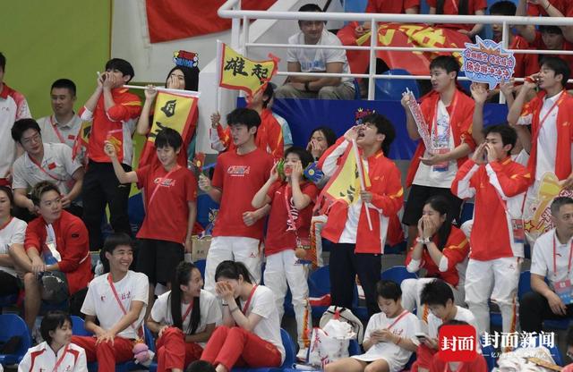 十五运跳水项目收官 “全妹”变身毽球“菜鸟”