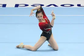 体操世锦赛 | 美国队女团七连冠 中国队名列第四图片