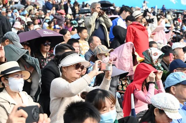 转扩！钦州蚝情节高清大图