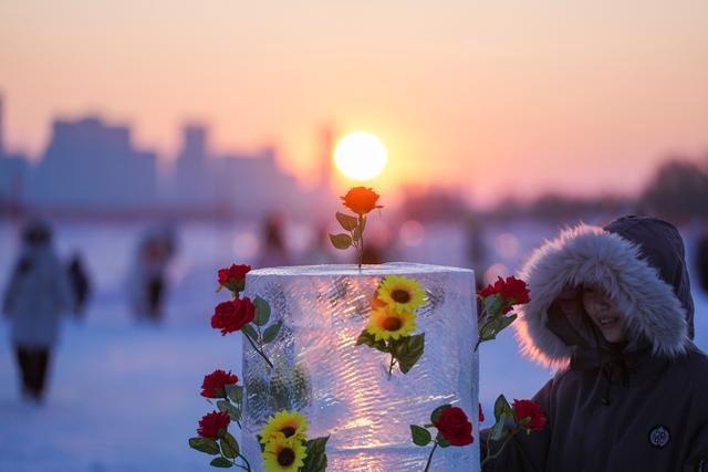 尔滨“钻石海” 浪漫赏落日