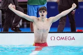 第9金！潘展乐破世界纪录夺冠！图片