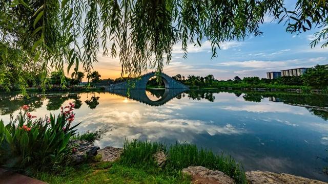 “蓝天幸福感”拉满的峨眉，真的不一样了！