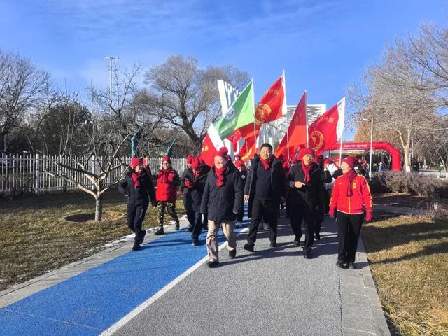 “徒步看北京 健康伴我行”全民健身徒步系列活动闭幕式暨2025年房山区徒步主题活动成功举办