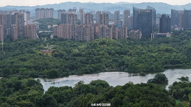 贵阳：推窗见绿、出门入园