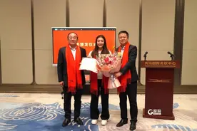 陈梦，有新身份图片