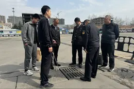 筑牢汛期安全防线，开展安全生产检查图片