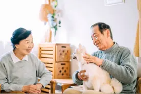 什么是脂溢性角化病？带你深入了解老年斑的奥秘！图片