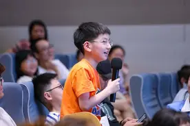 脑洞大开！计算机大咖揭秘AI魔镜与知识魔法师！图片