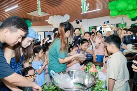 又暖又萌！宁波这一对大熊猫姐妹花八岁啦图片