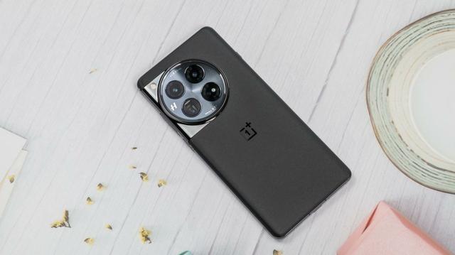 ��ԽPro����ȫ����ˮͰ�콢��һ��12����