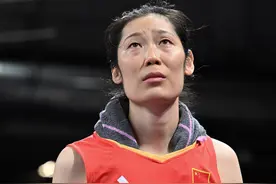 集体洒泪！“后朱婷时代”的中国女排，何时才能重返世界之巅？图片