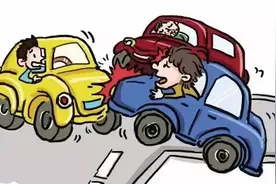 多车连环相撞致人受伤，无责的车要赔偿吗？法院判了图片