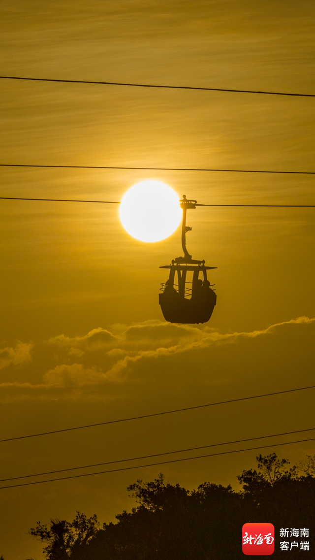 落日、渔火、海鲜宴！陵水新村渔港绝美浪漫海景引客来