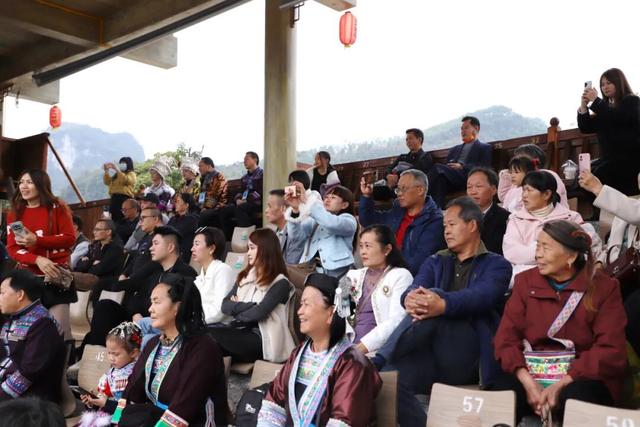 斗马招婿！来看看成为合格的融水苗族女婿需要几步？