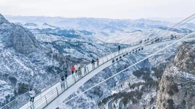 小雪丨崖壁冰瀑、高空雪景……潭溪山壮美冬景进入倒计时→