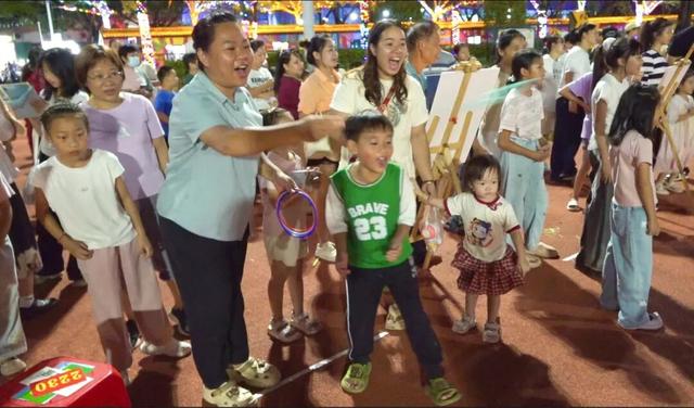 乐东“庆国庆 迎中秋”游园会圆满落幕，三夜欢歌共绘温馨画卷
