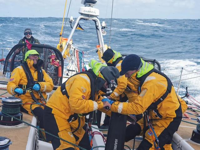 30岁未婚，我选择辞职去环球航海