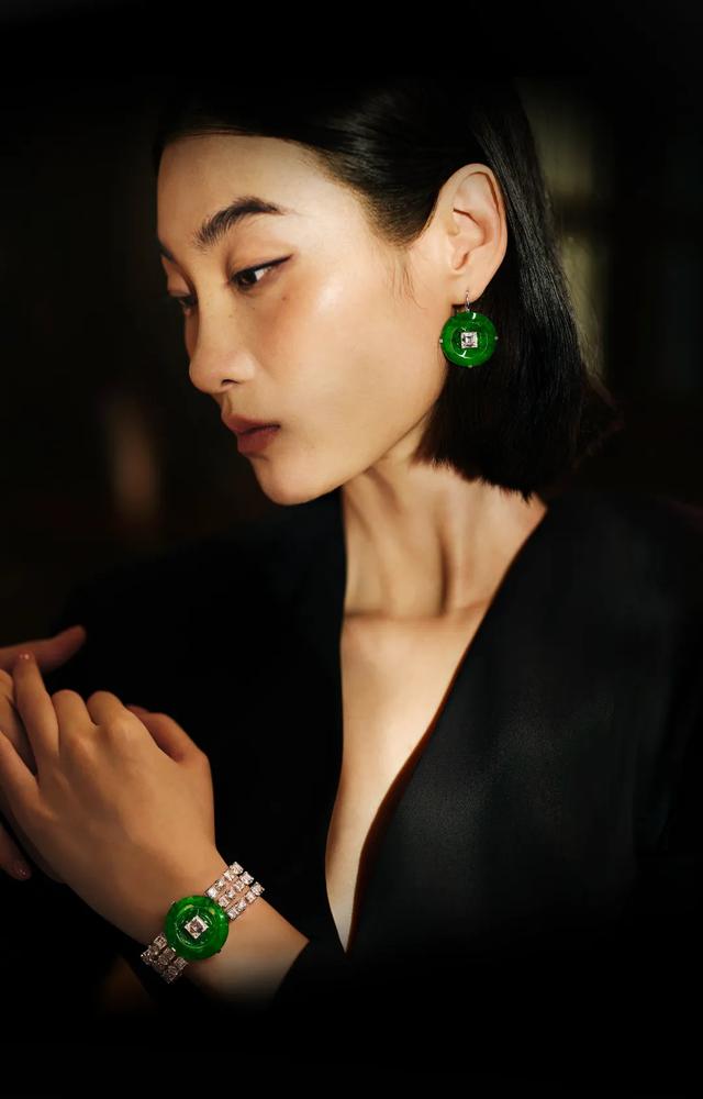黄金钻石珍宝都赶中秋的趟｜是日美好事物