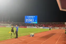 苏超现场｜超20万球迷制造全城狂欢，一场南通全域的胜利图片