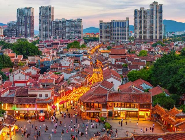 从山海到烟火，福建承包你的元旦小长假！