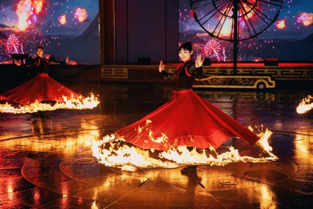 创新运营 全域沉浸｜万岁山武侠城何以从“新晋”到“顶流”？