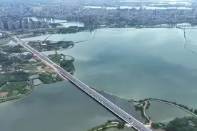 阳新县城实现驾车1小时到武汉图片