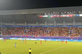 王霜独进五球！杭州亚运会中国女足首秀大胜图片