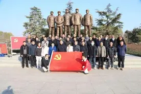 追寻红色足迹 凝聚奋进力量——砀山四中全体党员赴蔡洼淮海战役红色教育基地开展主题党日活动图片