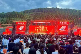 激情火把 点亮凉山图片