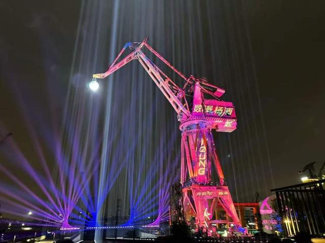 国庆追光指南：第二届上海国际光影节，解锁城市夜的N种浪漫｜国庆趣玩上海