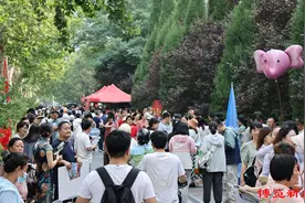 2024年淄博中考大幕开启 7.7万名考生书写青春答卷图片