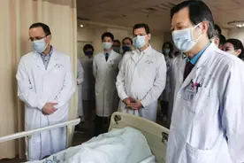 医学无国界，希腊专家长沙观摩学习6台大动脉手术图片