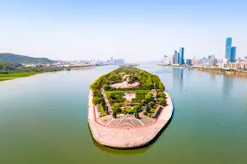 今日10时起，橘子洲景区恢复日间开放！图片