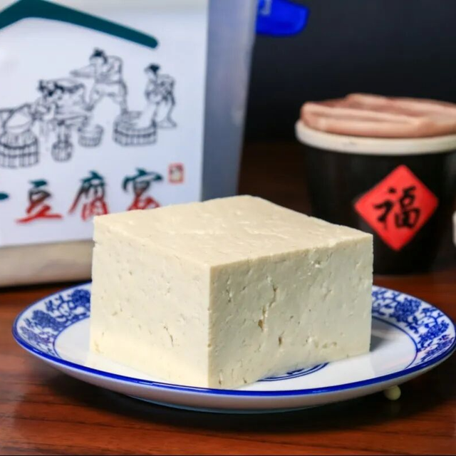 龙庆峡冰灯正式开门迎客！