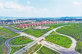 扎兰屯市：由“细微之处”见“空阔之境”图片