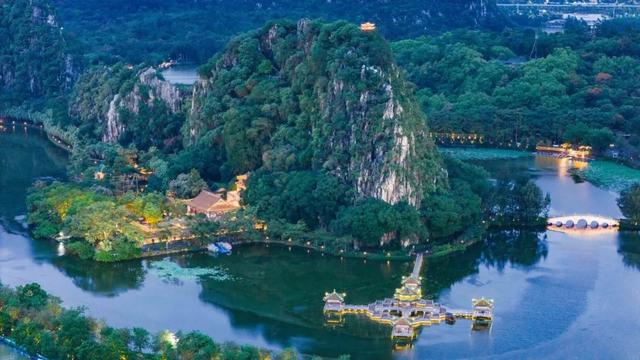 不用出远门！在星湖就能玩遍山、溪、林、岩……