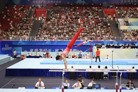 2025年全国体操锦标赛男子个人全能决赛在南宁举行图片