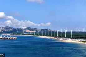 这艘搁浅的“网红”货船有了“沙兄弟”图片