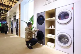 对美出口恢复、争抢货柜和舱位，中国企业全球化步伐加速图片