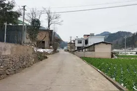 开阳县龙水乡：乡村环境展新颜 焕发乡风文明新气象图片