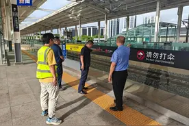 受台风“蝴蝶”影响 海南铁路部分列车新增停运图片