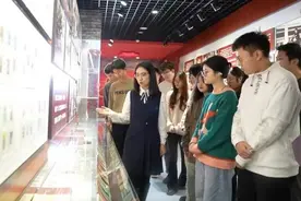 哈尔滨华德学院全面推进“大思政课”建设图片