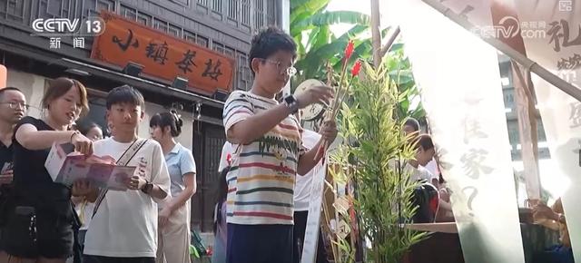 “文旅+非遗+科技+电影+生态”吸引游客纷至沓来 特色资源激活火热消费新场景