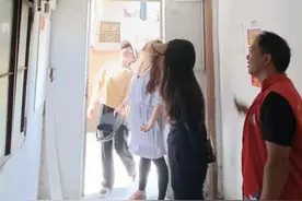 电线短路致起火，光明区网格员快速处置获点赞图片