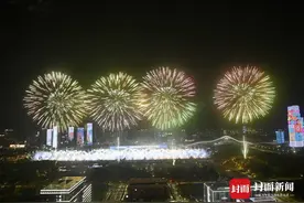 开幕！绝美焰火盛放成都世运会｜图说世运图片