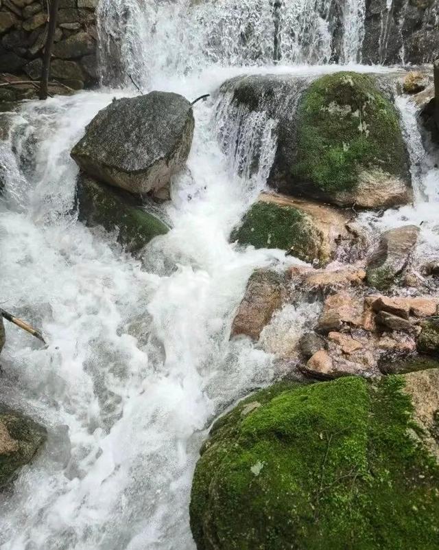 岫岩清凉山风景区：绿海仙踪里的避暑秘境 夏日里最动人的诗篇