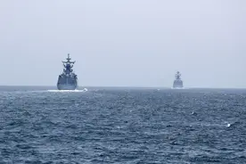 国防部：中国与巴基斯坦11月将举行海上联合演习图片