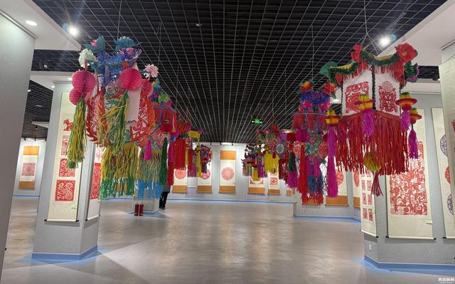 “一部手机游甘肃”文旅达人沉浸式打卡会宁： 触摸历史温度 感受红色底蕴