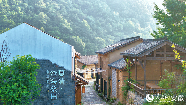 秋游六安看彩林 冬来滑雪泡温泉